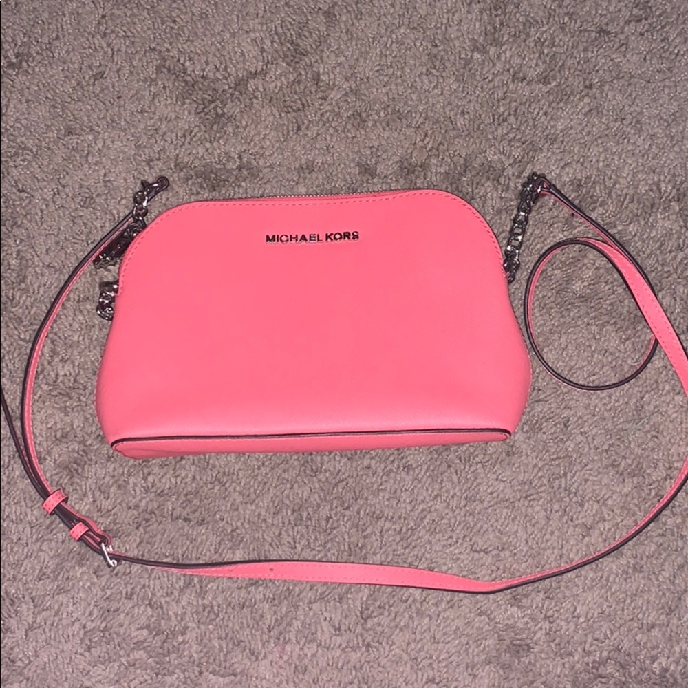 NWOT Michael Kors purse!